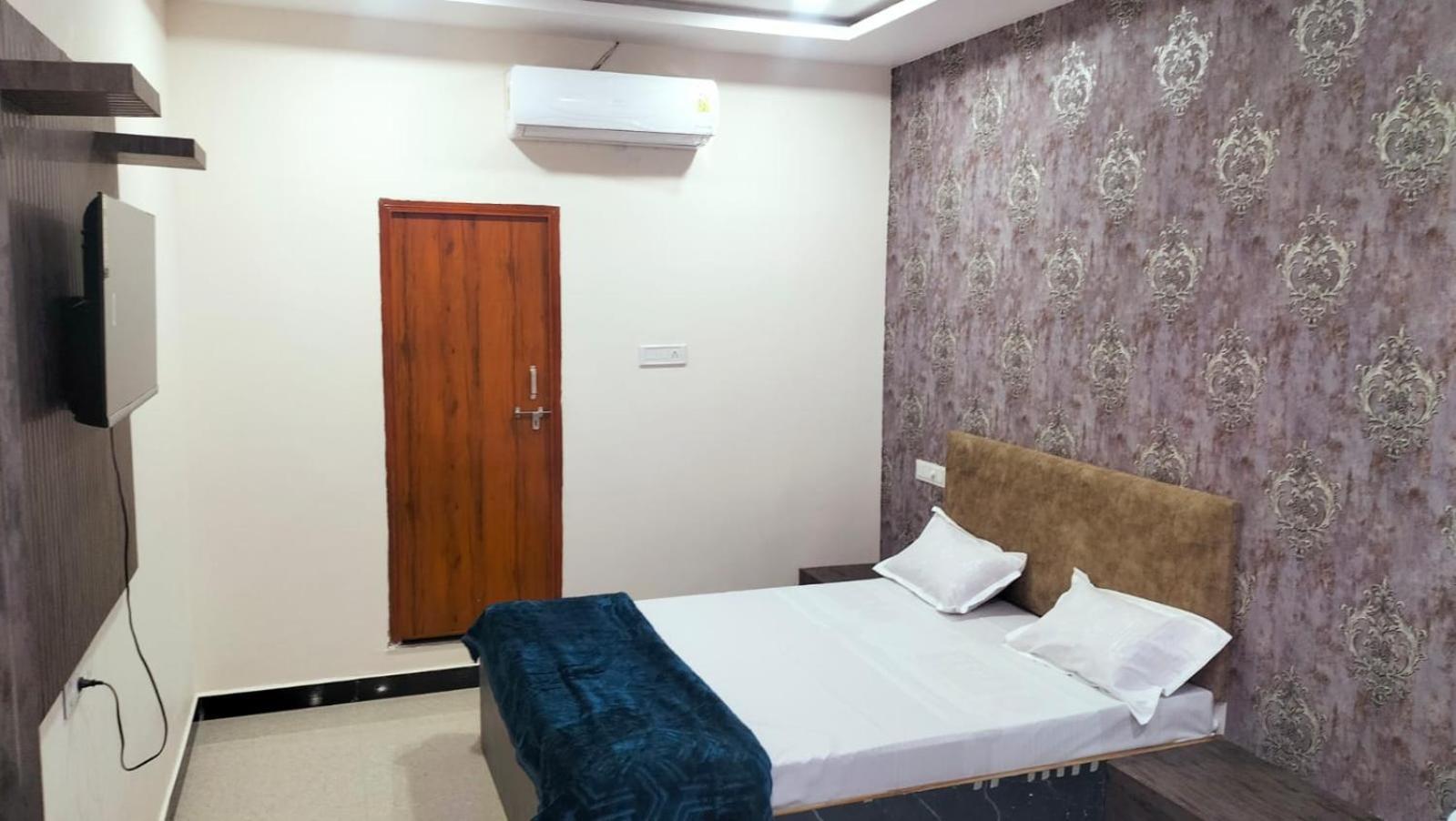 Hotel Somnath Inn Ujjain Exterior photo