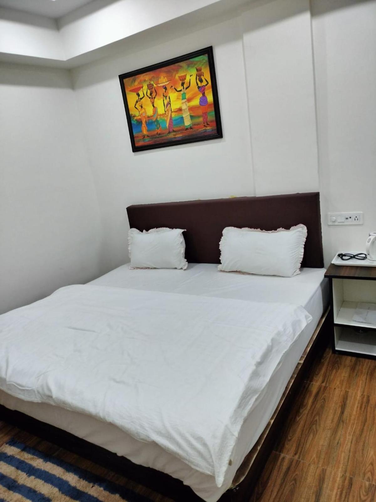 Hotel Somnath Inn Ujjain Exterior photo